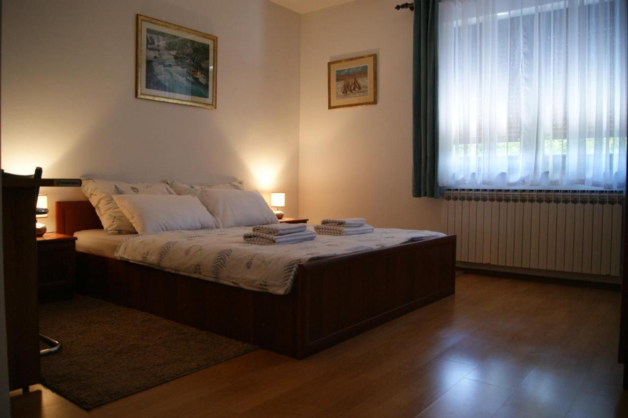 Apartment Lynx Korenica Exteriér fotografie