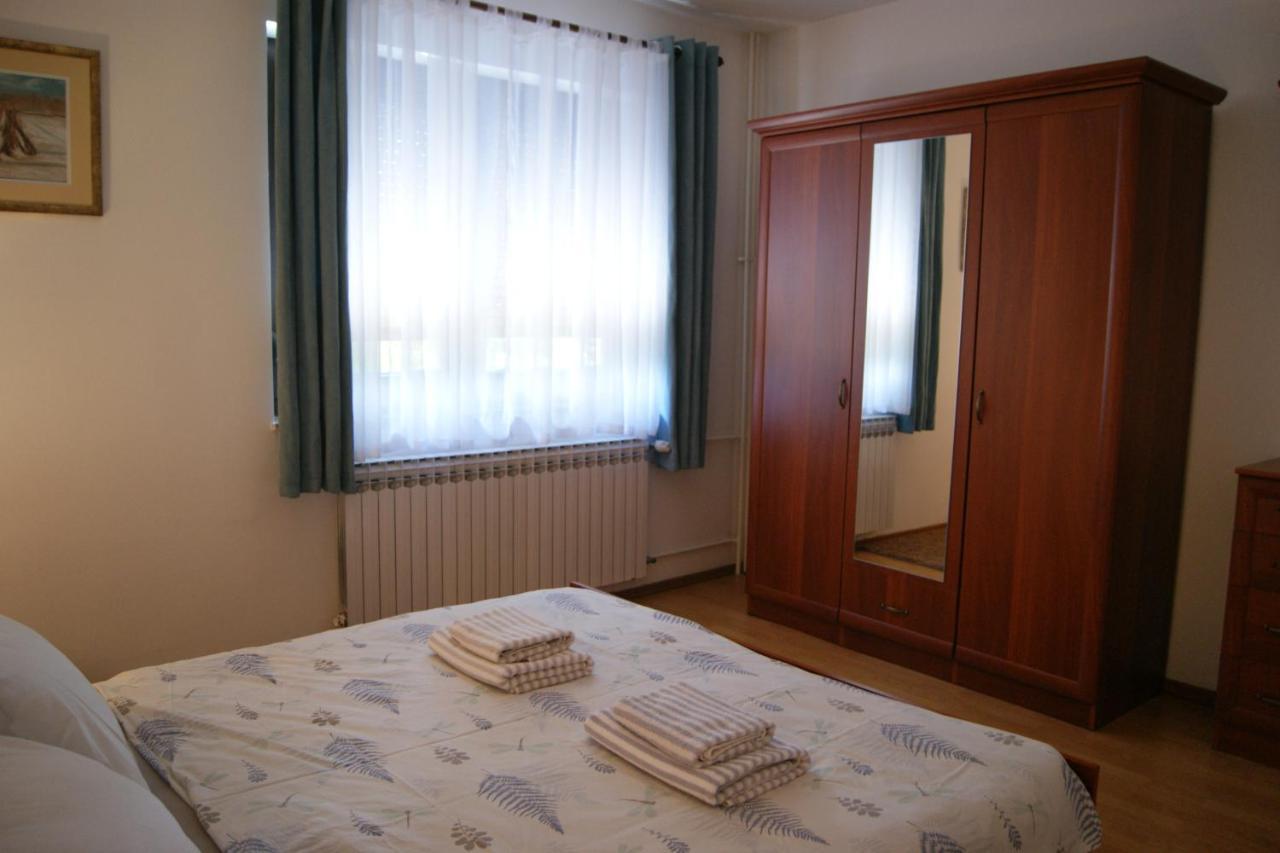 Apartment Lynx Korenica Exteriér fotografie